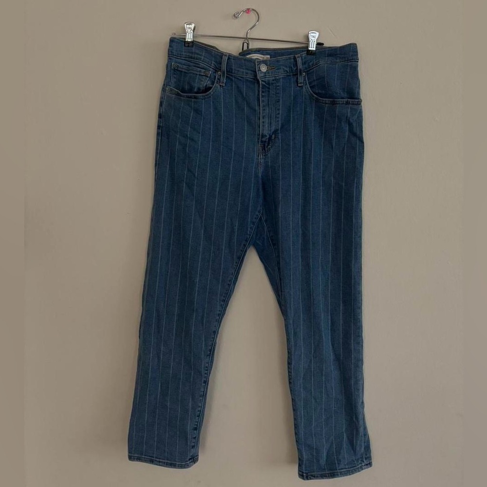 Denim Pinstripe Levi's 724 Highrise Staight Jean Size 33" 16W